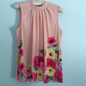 Elle pink floral sleeveless blouse, size small